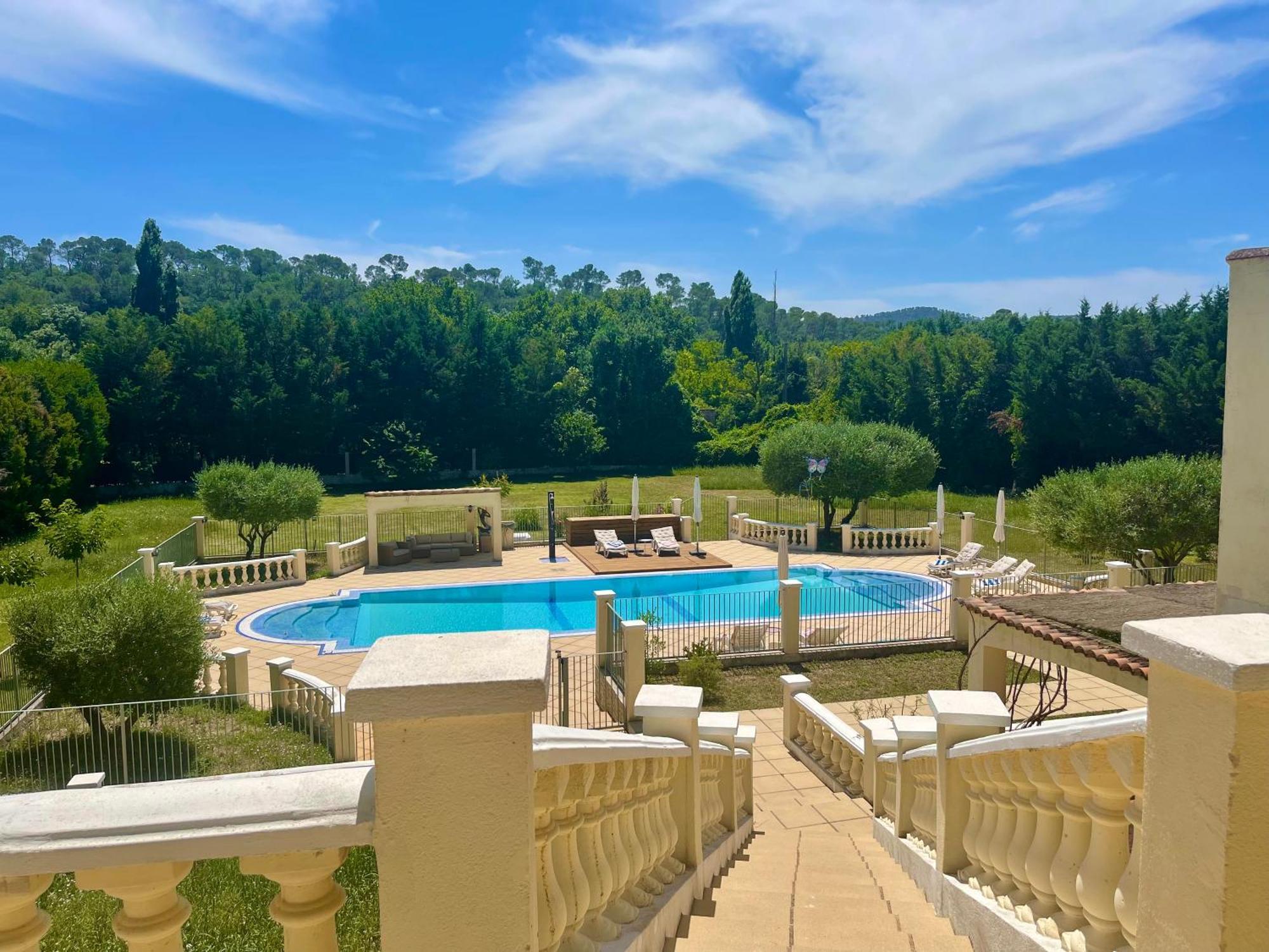 Les Terrasses De Valerian Brignoles Exterior foto